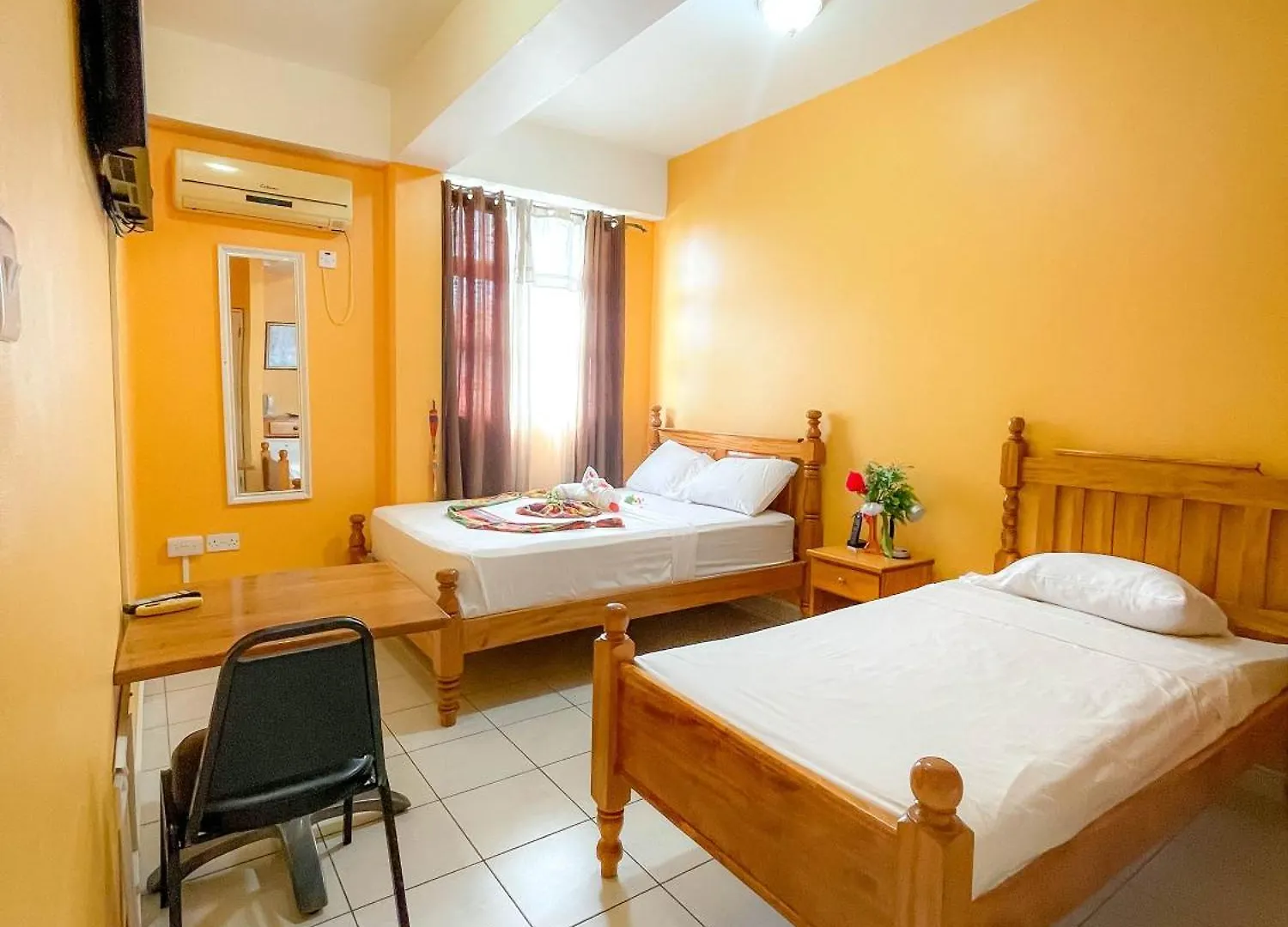 La Flamboyant Hotel Roseau Vendégház